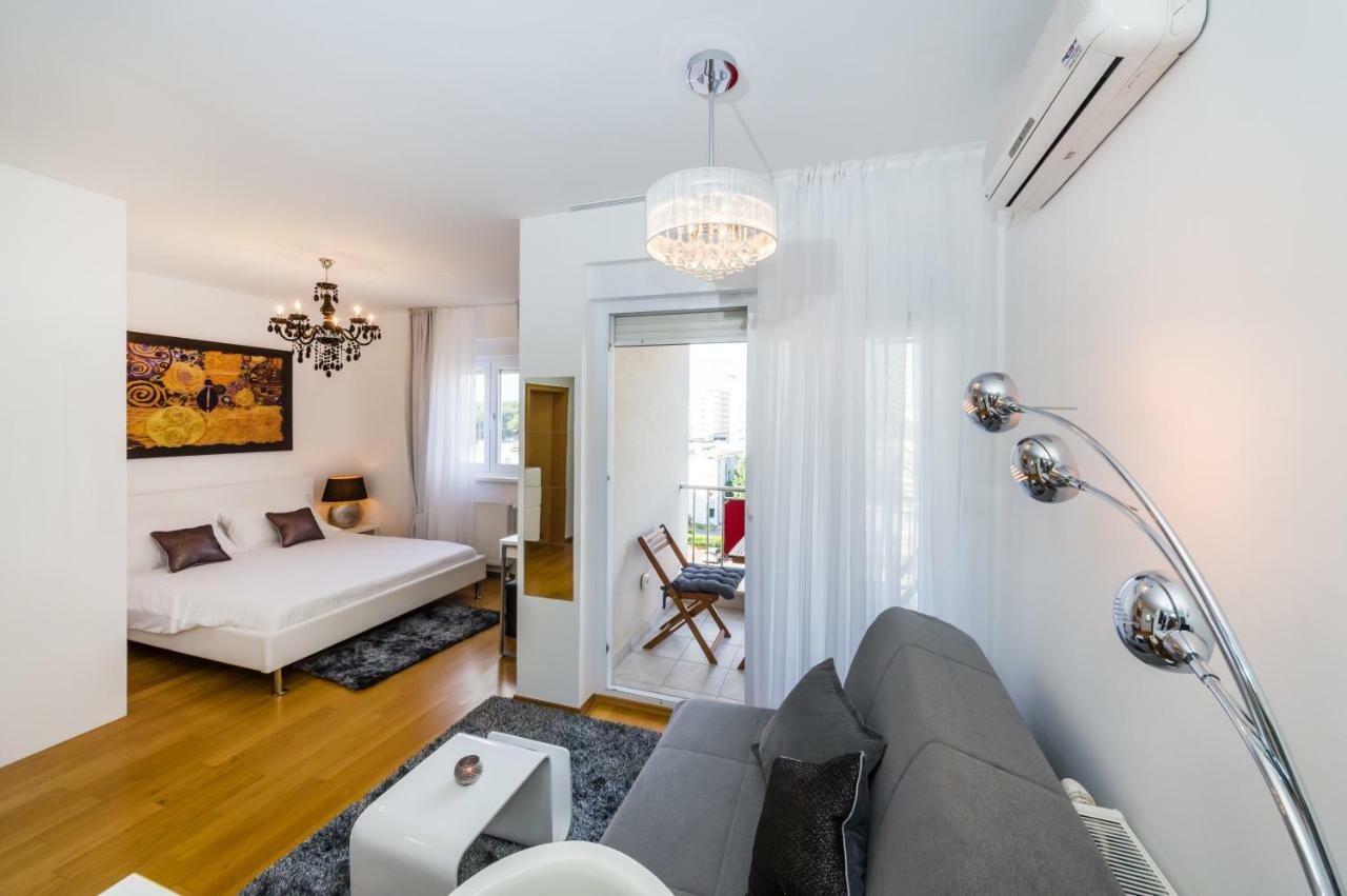 Studio Apartment K & K With Free Garage Zadar Exterior photo
