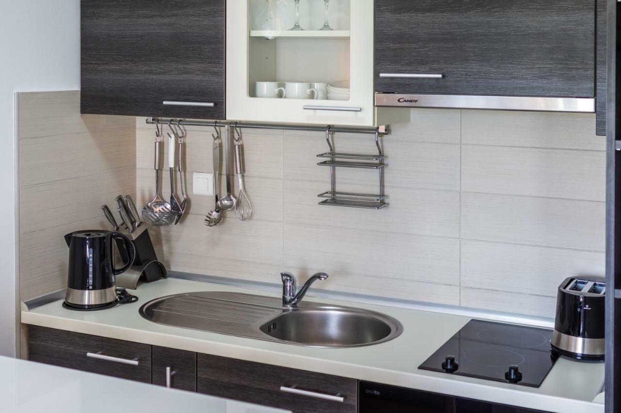 Studio Apartment K & K With Free Garage Zadar Exterior photo