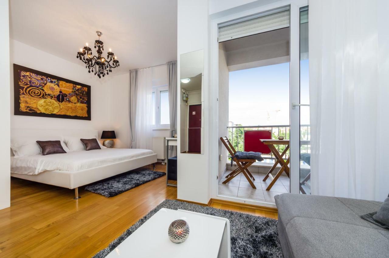 Studio Apartment K & K With Free Garage Zadar Exterior photo